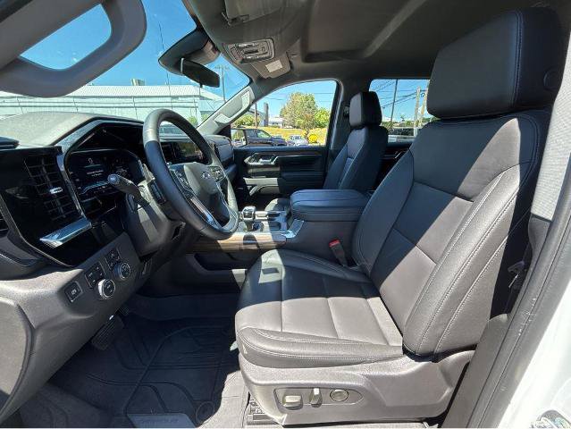 Used 2024 Chevrolet Silverado 1500 RST w/ Convenience Package II AWD/4WD image 17