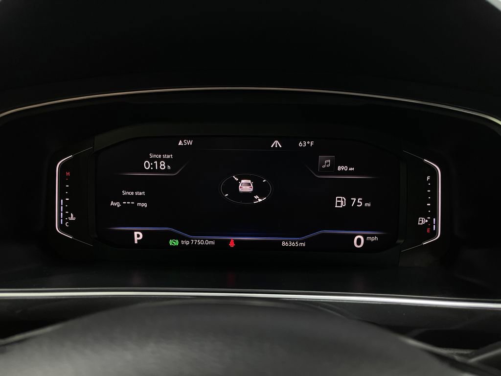 Used 2019 Volkswagen Tiguan SEL image 18