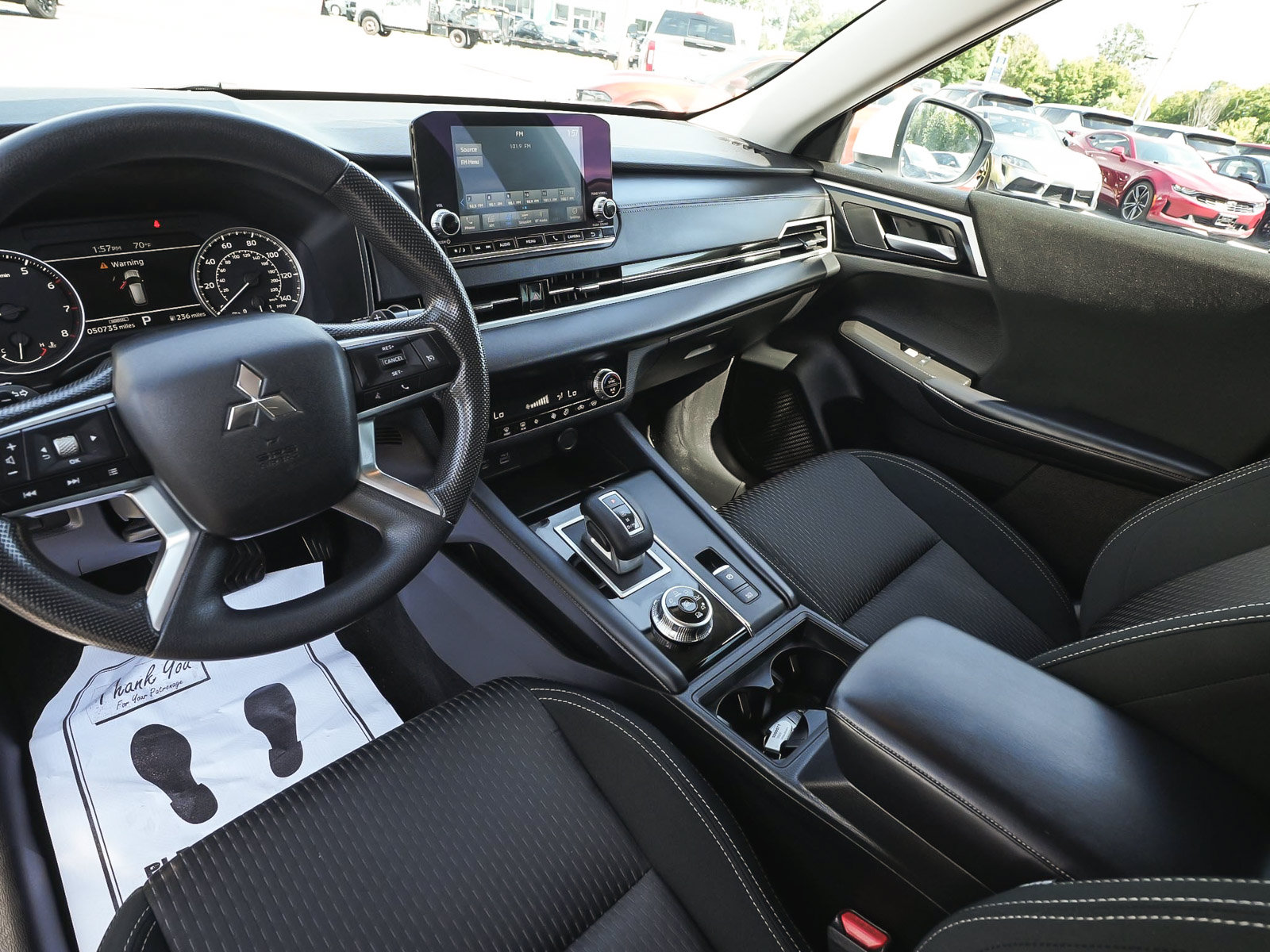 Used 2023 Mitsubishi Outlander ES AWD/4WD image 17