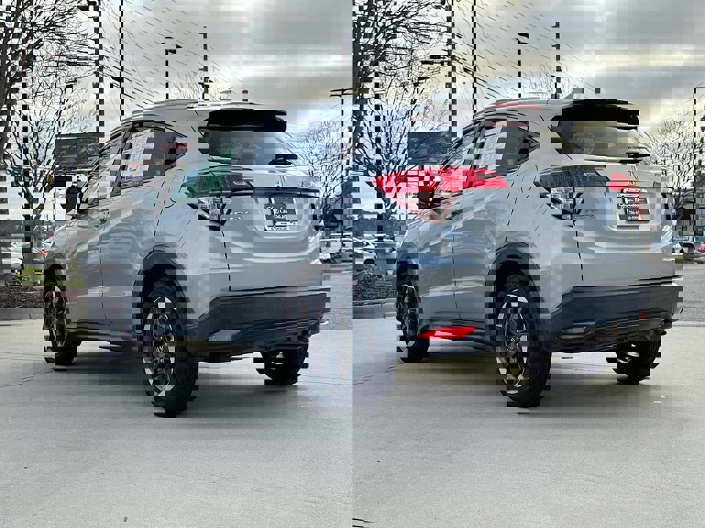 Used 2018 Honda HR-V EX-L image 6