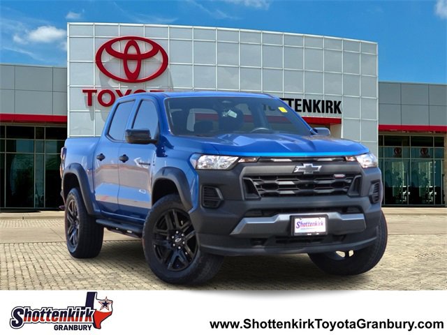 Used 2023 Chevrolet Colorado Trail Boss w/ Technology Package video 1