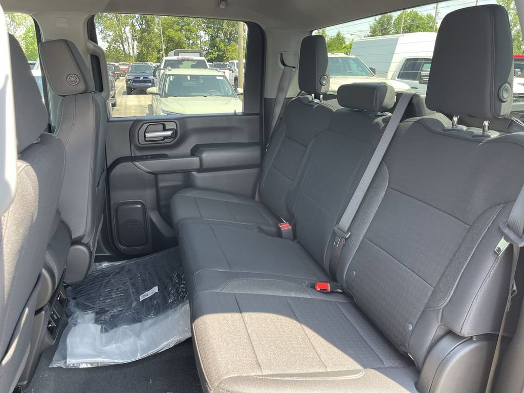 New 2026 Chevrolet Silverado 2500 Custom w/ Custom Value Package AWD/4WD image 21