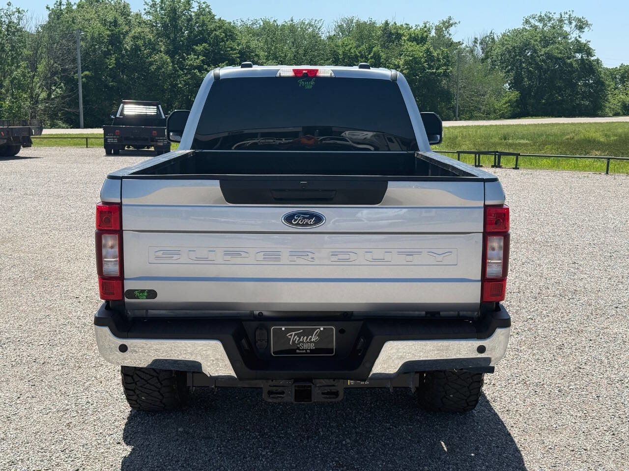 Used 2022 Ford F350 XLT w/ XLT Premium Package AWD/4WD image 6