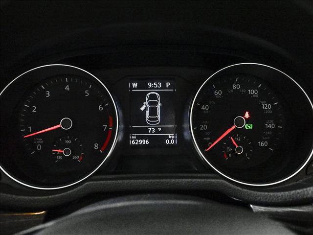 Used 2017 Volkswagen Passat 1.8T SE FWD image 11