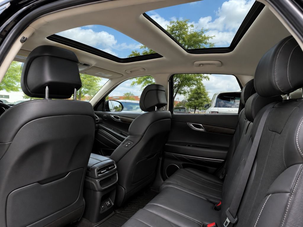 Used 2021 Genesis GV80 3.5T AWD/4WD image 17