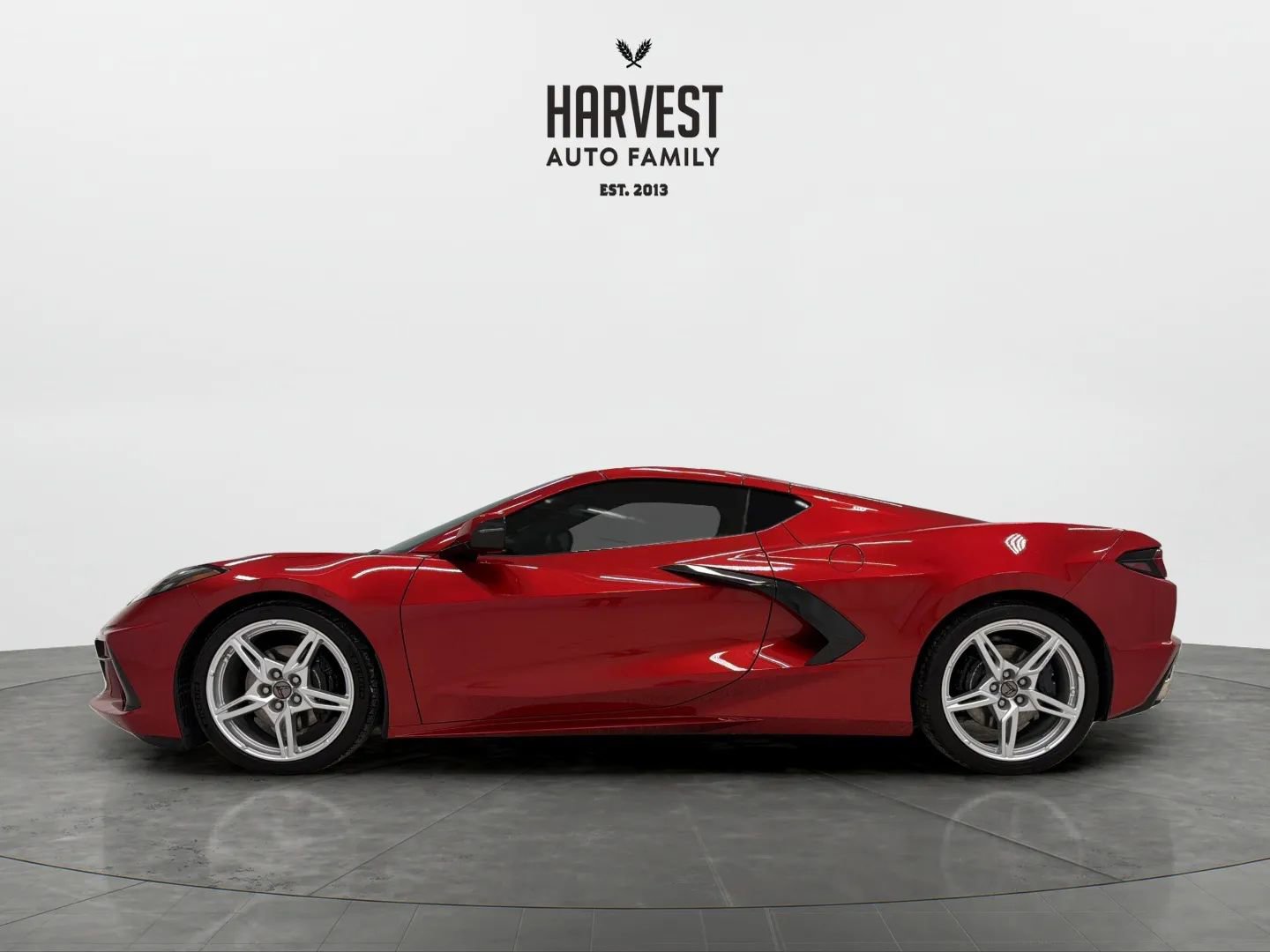 Used 2022 Chevrolet Corvette Stingray Preferred Cpe w/ Body-Color Dual Roof Package image 3