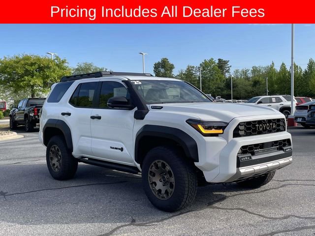 Used 2025 Toyota 4Runner Trailhunter AWD/4WD image 7