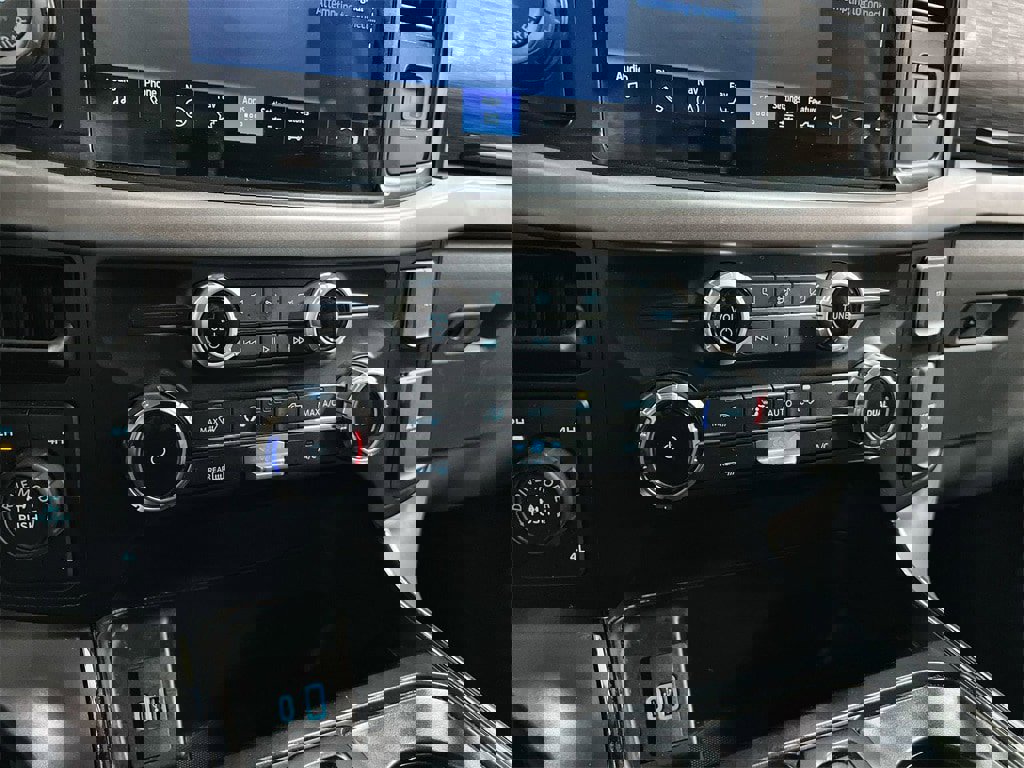 Used 2024 Ford F150 XLT w/ Mobile Office Package image 34