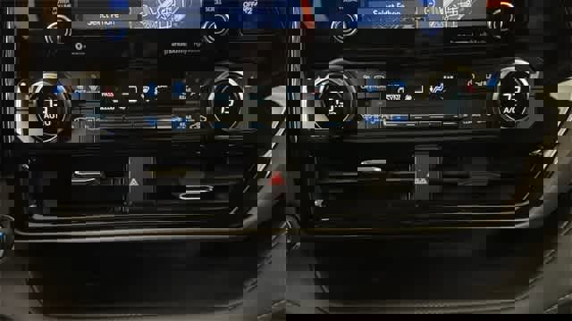 Used 2022 Toyota Highlander XLE image 21