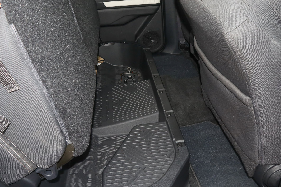 Used 2024 Toyota Tacoma TRD Off-Road image 9