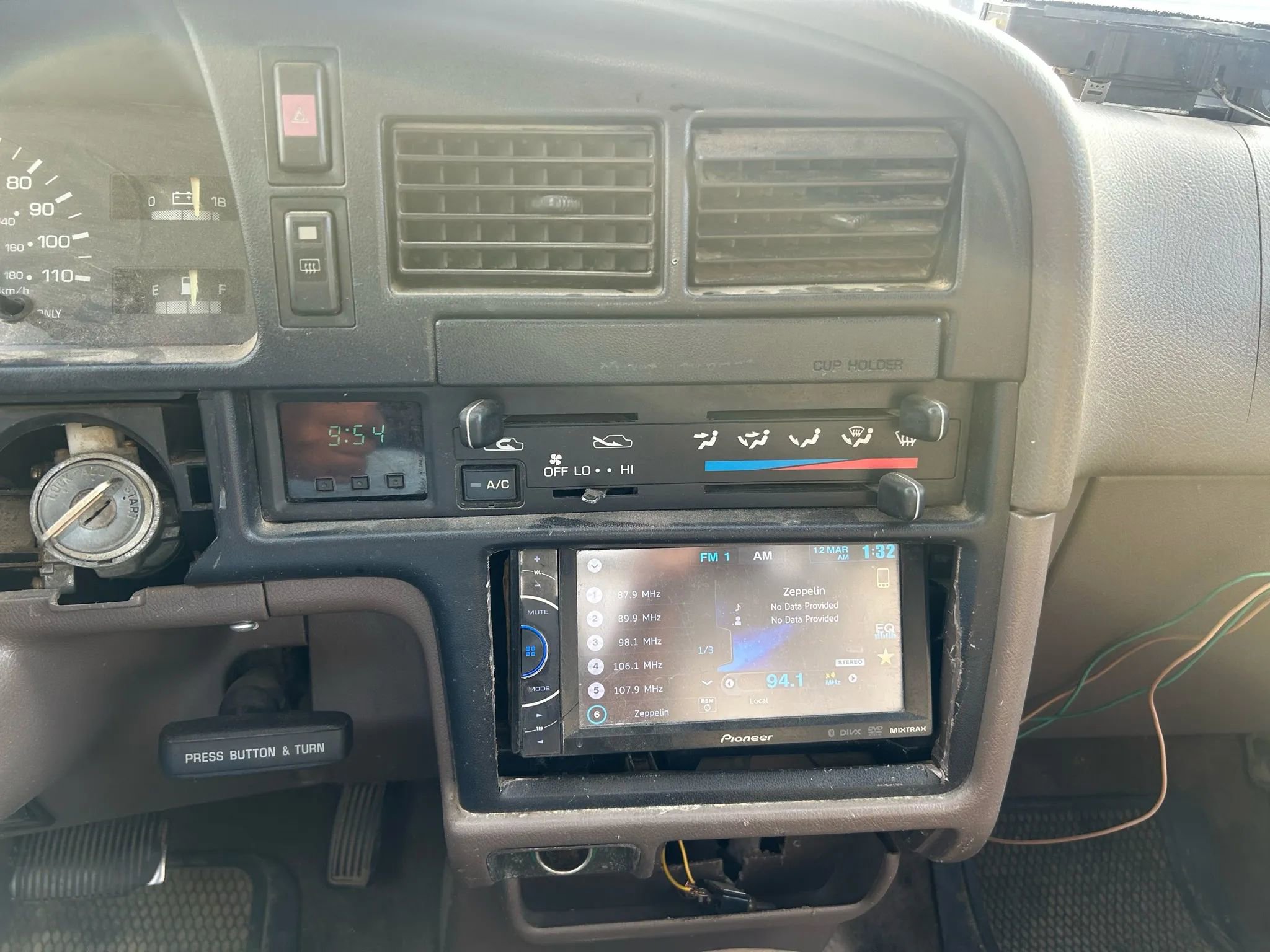 Used 1994 Toyota 4Runner SR5 image 11