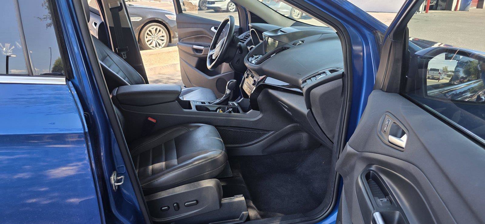 Used 2017 Ford Escape Titanium FWD image 13