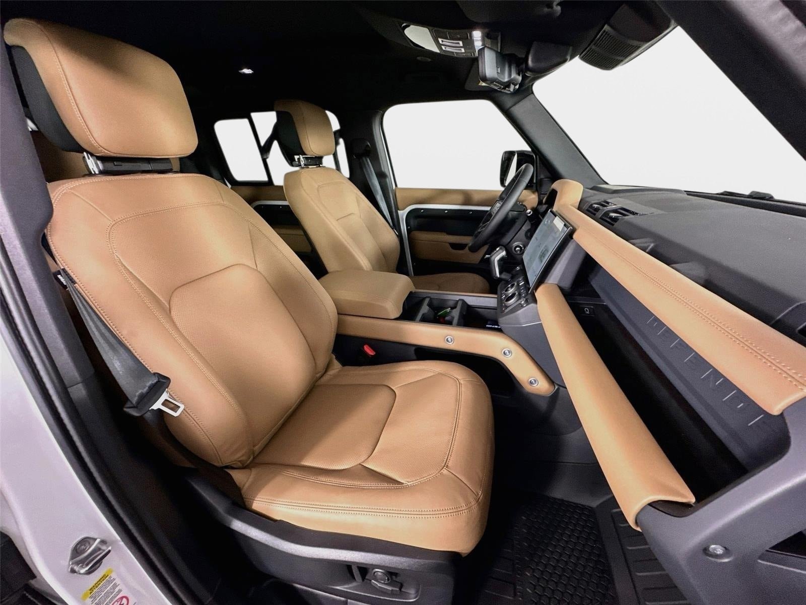 New 2026 Land Rover Defender 110 X-Dynamic SE AWD/4WD image 30