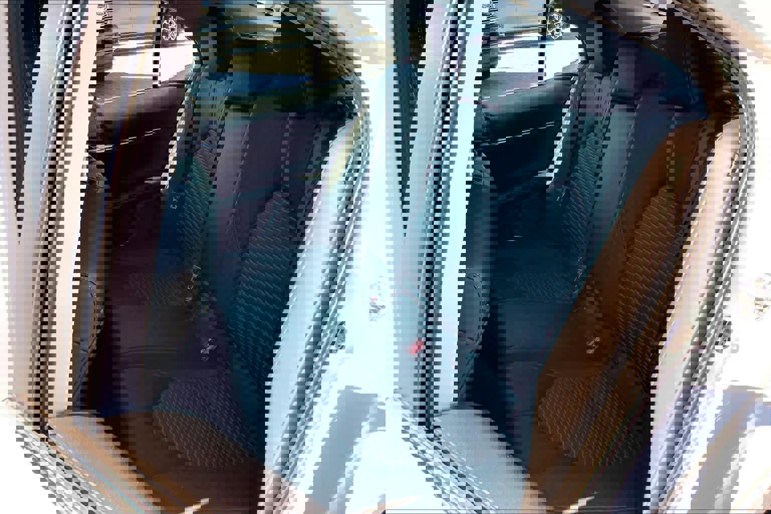 Used 2024 Toyota Camry SE w/ Convenience Package image 19