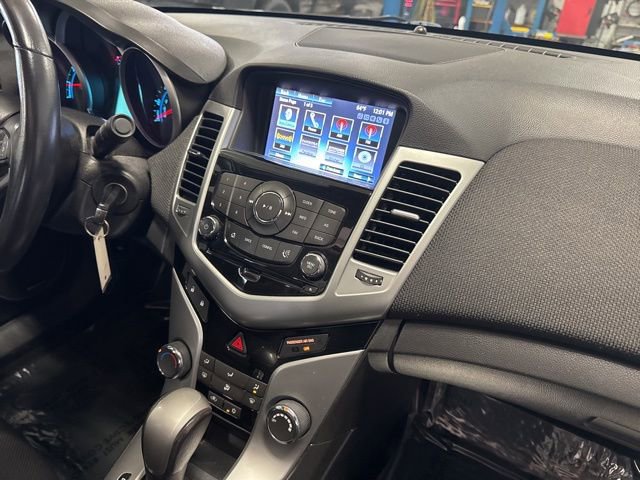 Used 2014 Chevrolet Cruze LT w/ All-Star Edition FWD image 18