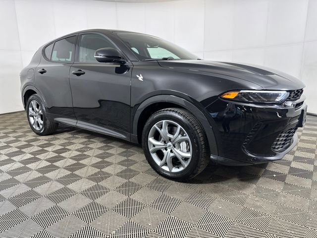 Used 2024 Dodge Hornet R/T image 2