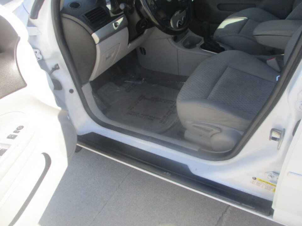 Used 2006 Chevrolet Cobalt LT w/ Preferred Equipment Group image 23