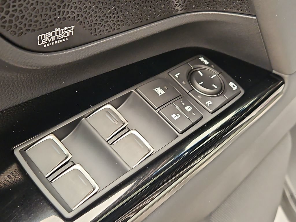 Used 2023 Lexus LX 600 F Sport w/ Accessory Package (P3) AWD/4WD image 33