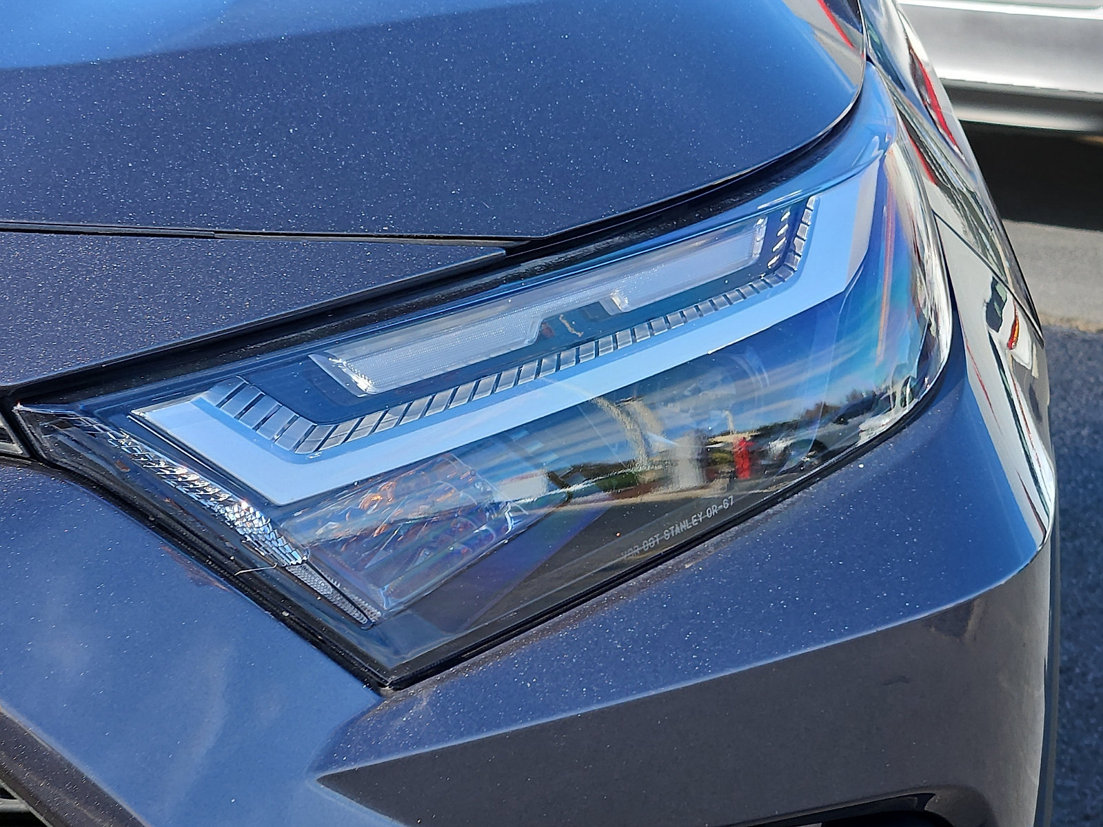 Used 2024 Toyota RAV4 LE AWD/4WD image 9