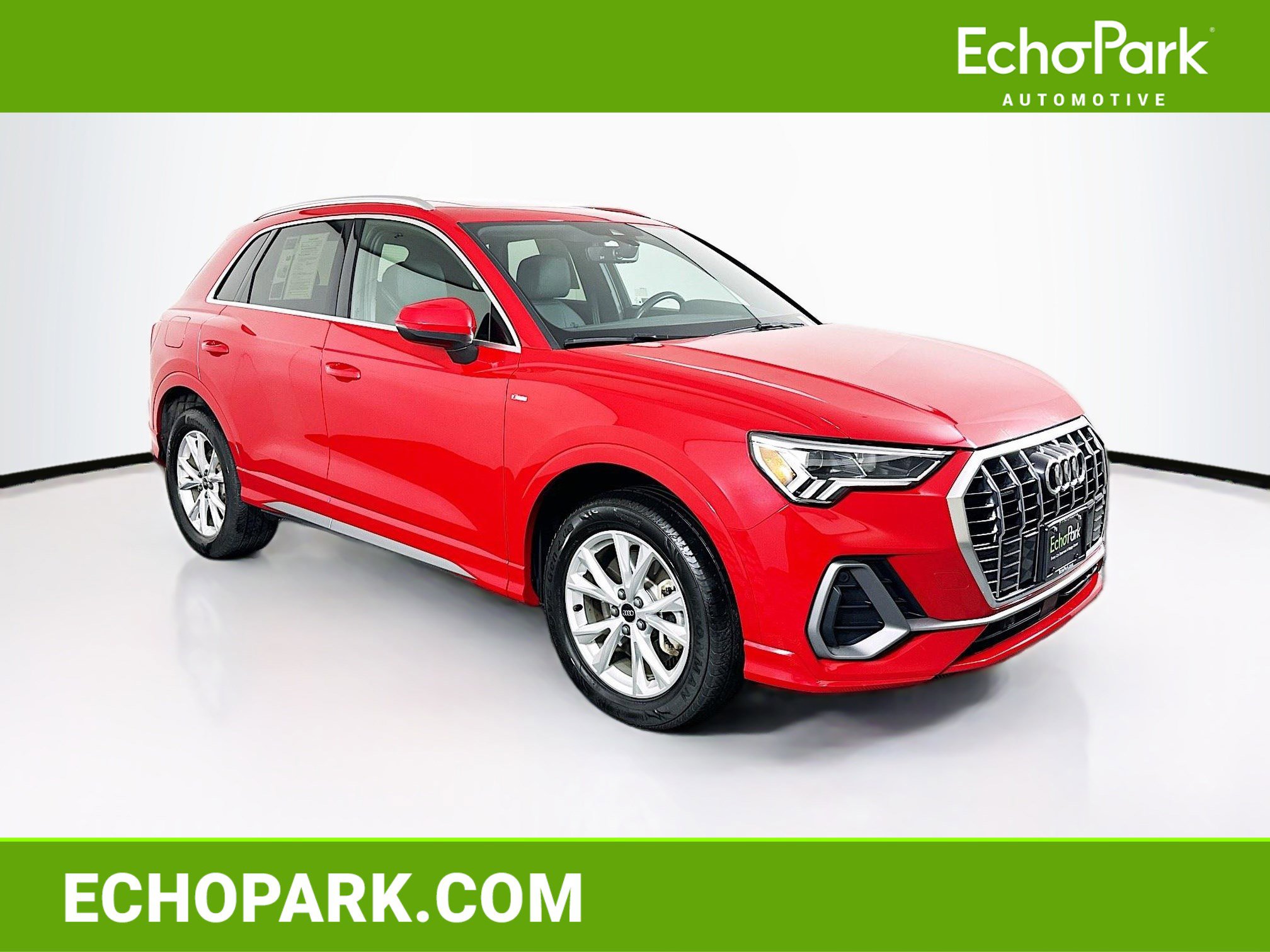 Used 2024 Audi Q3 2.0T Premium image 1