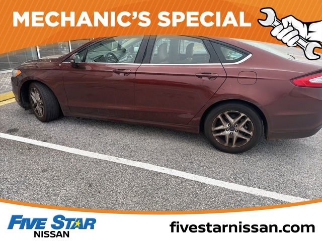 Used 2016 Ford Fusion SE image 14