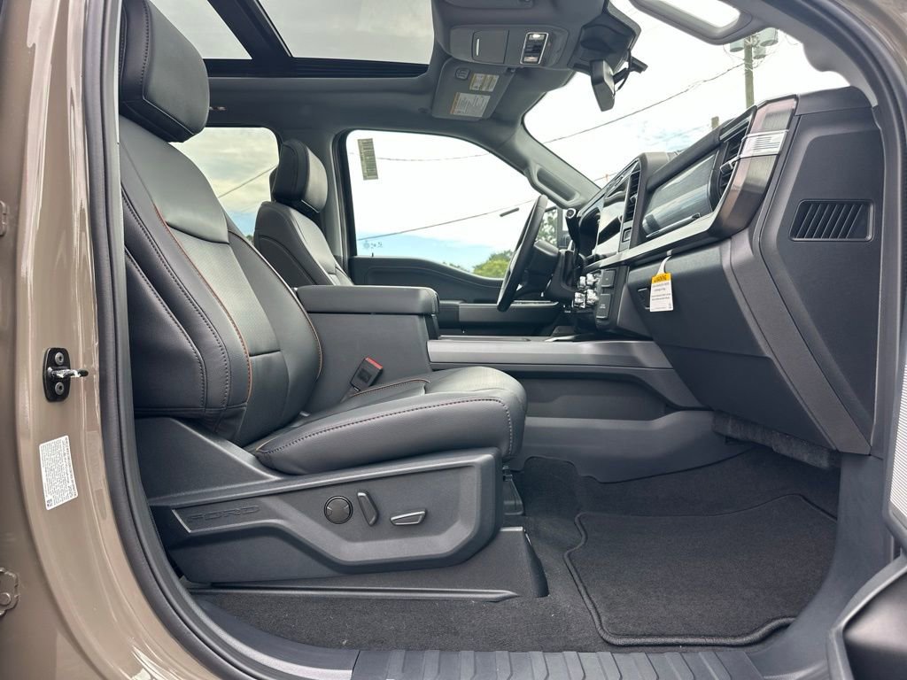 New 2026 Ford F250 Lariat image 29