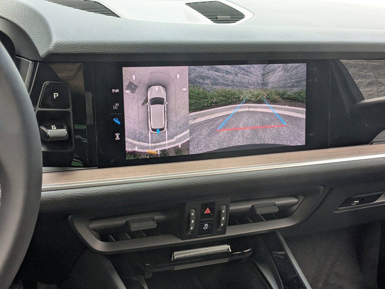 Certified 2026 Porsche Cayenne AWD/4WD image 19