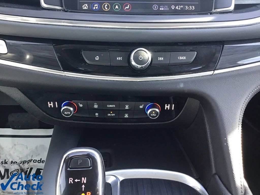 Used 2020 Buick Enclave Essence w/ Sound and Sites Package image 40