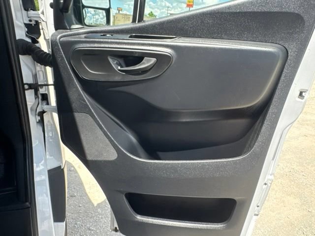Used 2025 Mercedes-Benz Sprinter 2500 image 19