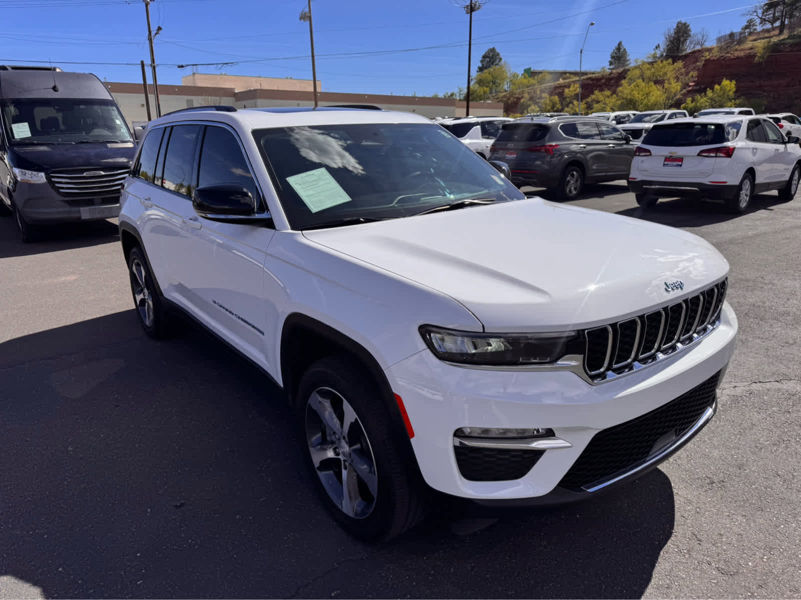 Used 2022 Jeep Grand Cherokee Limited 4xe AWD/4WD image 7