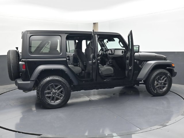 Used 2025 Jeep Wrangler Unlimited Sport AWD/4WD image 47