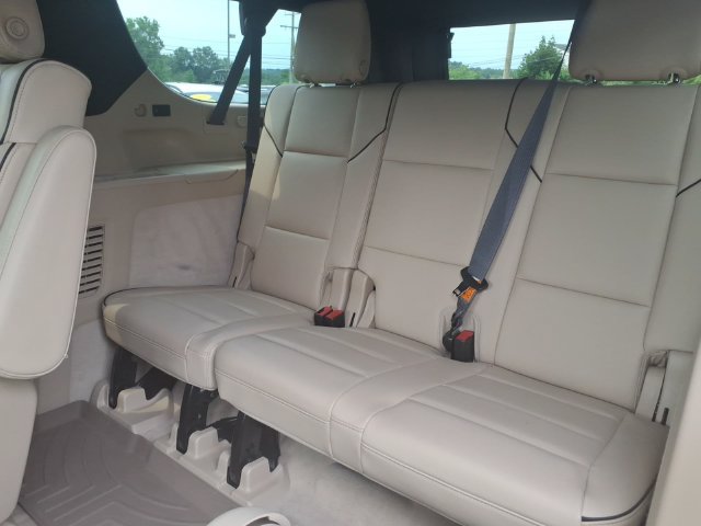 Used 2023 Cadillac Escalade ESV Premium Luxury AWD/4WD image 20
