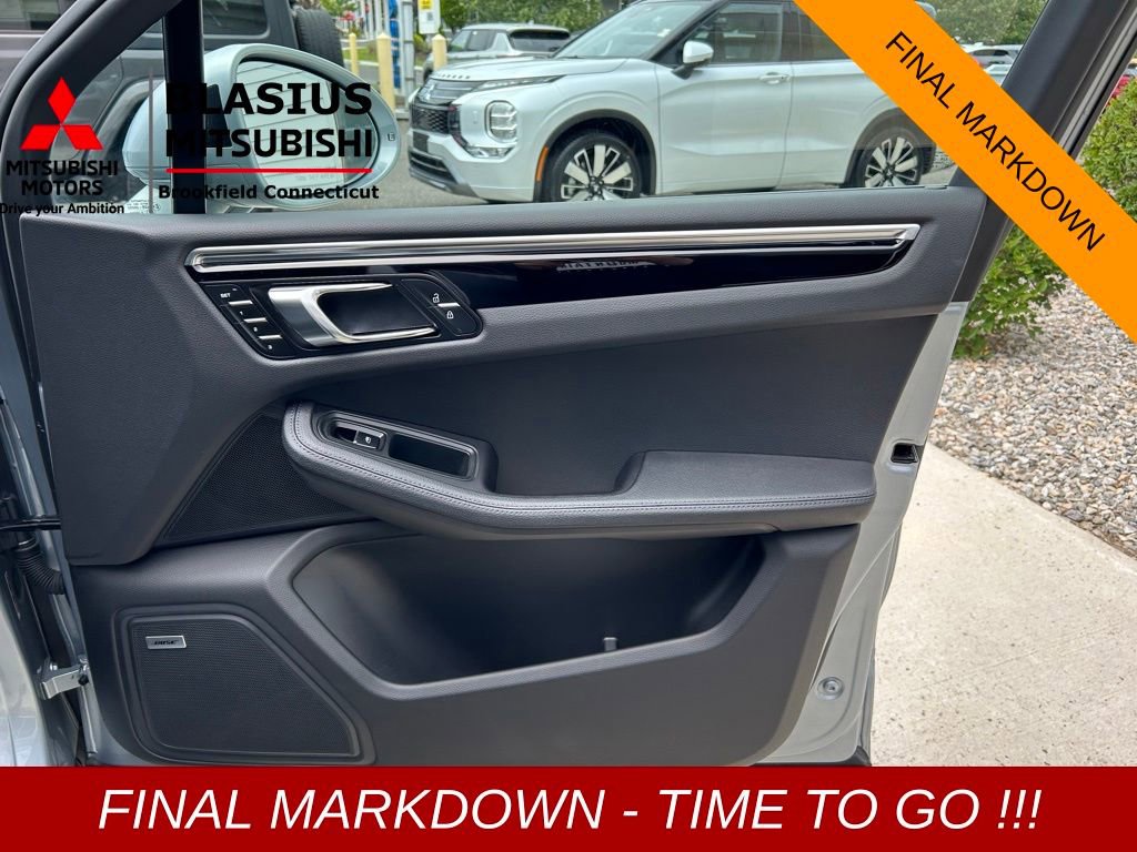 Used 2022 Porsche Macan image 50