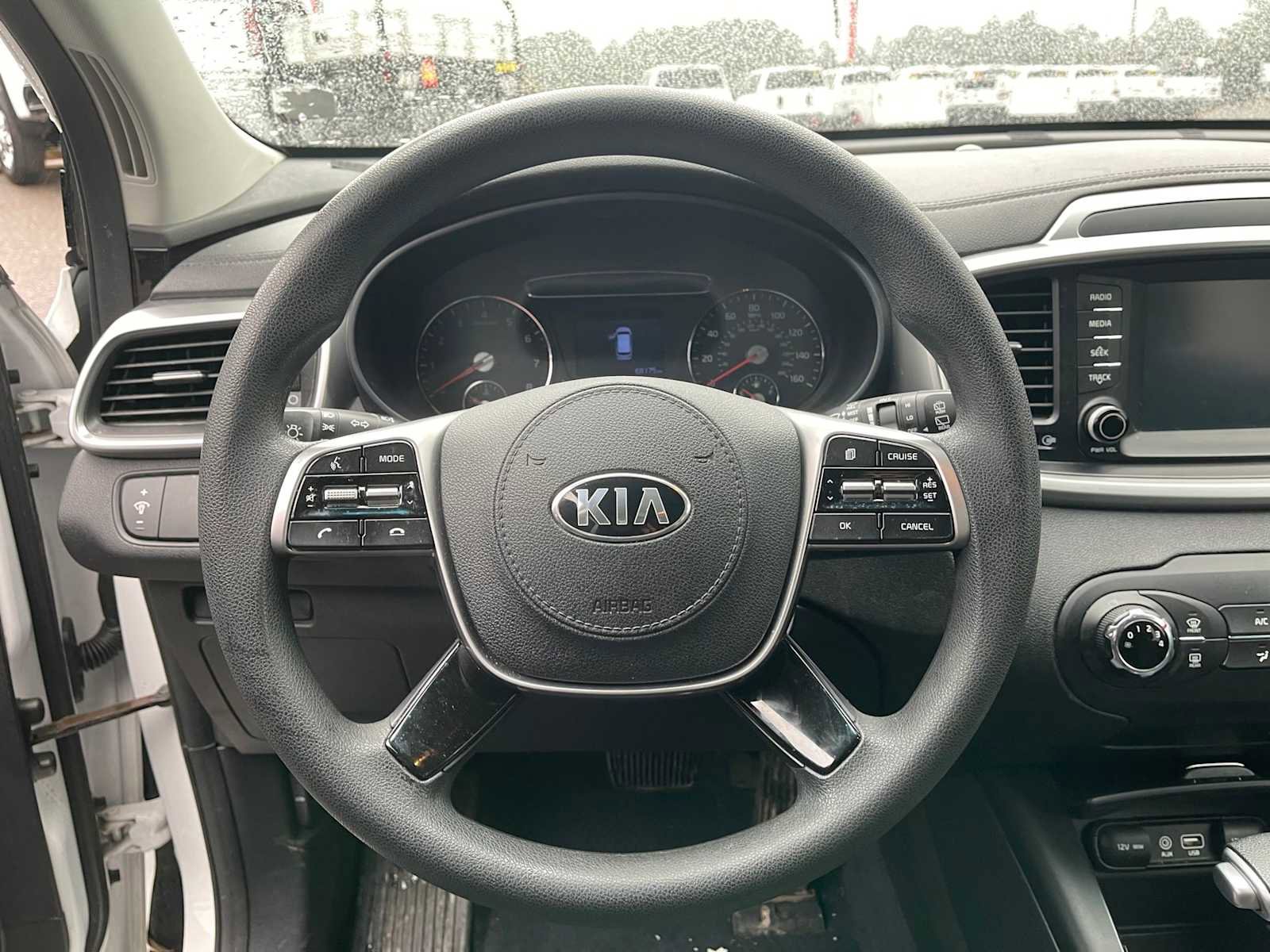 Used 2020 Kia Sorento FWD V6 image 16