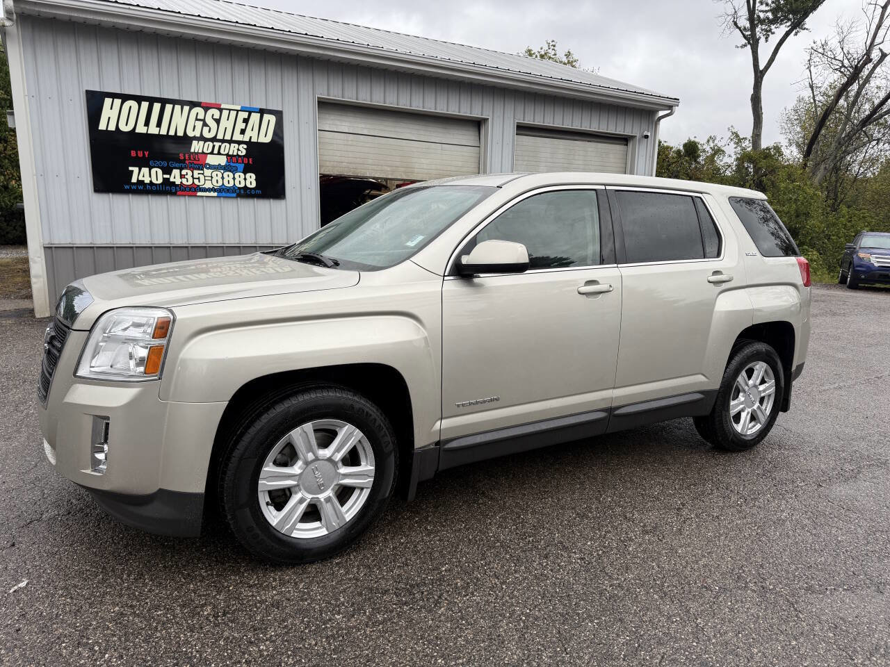 Used 2015 GMC Terrain SLE w/ LPO, Protection Package FWD image 1
