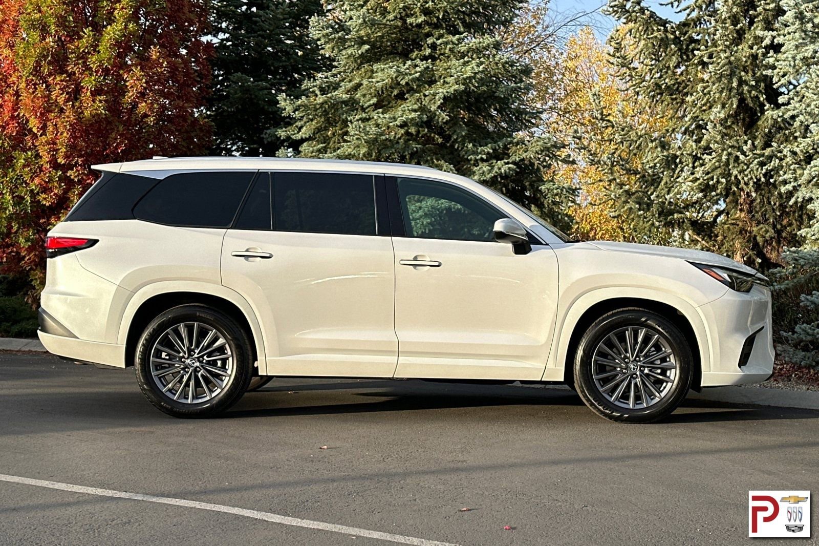 Used 2024 Lexus TX 350 AWD image 3