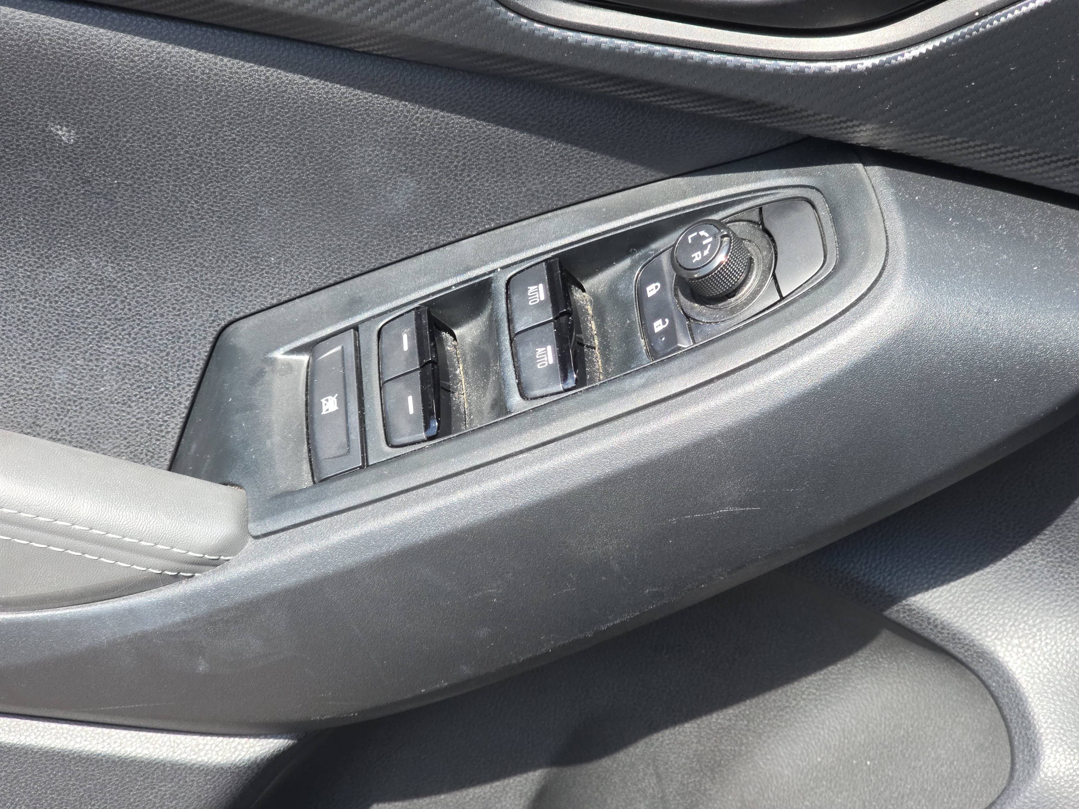 Used 2024 Subaru Crosstrek 2.0i Premium AWD/4WD image 27