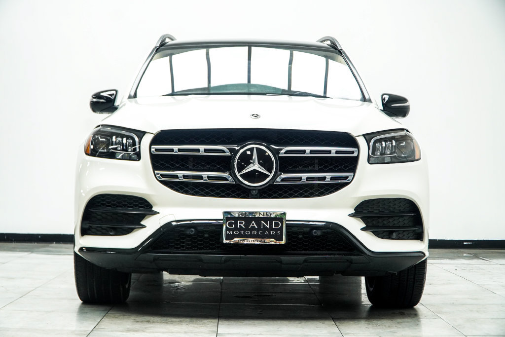 Used 2023 Mercedes-Benz GLS 450 4MATIC w/ AMG Line Exterior image 11