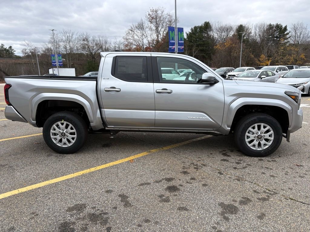 New 2025 Toyota Tacoma SR5 image 9