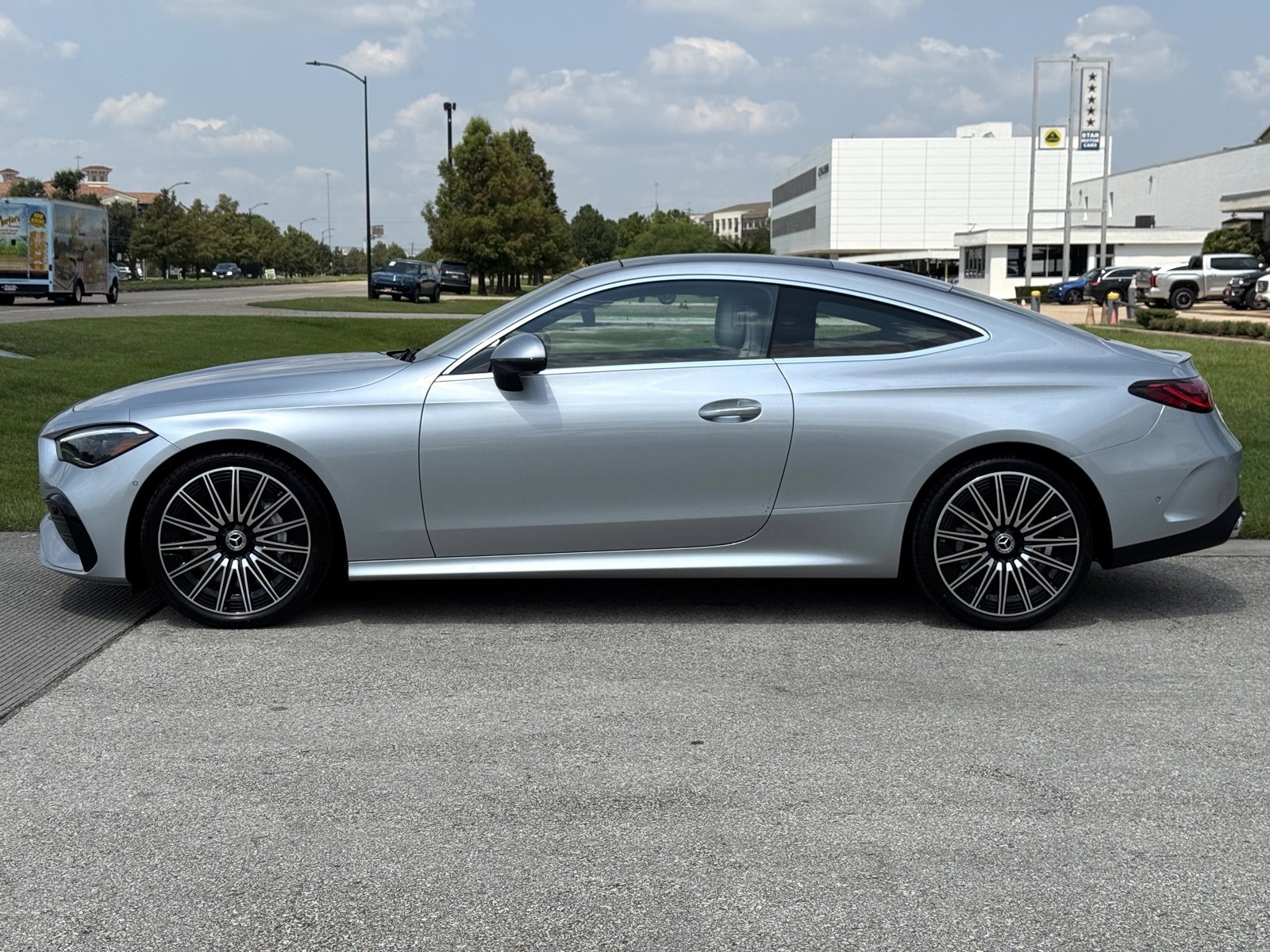 New 2026 Mercedes-Benz CLE 450 4MATIC Coupe image 5