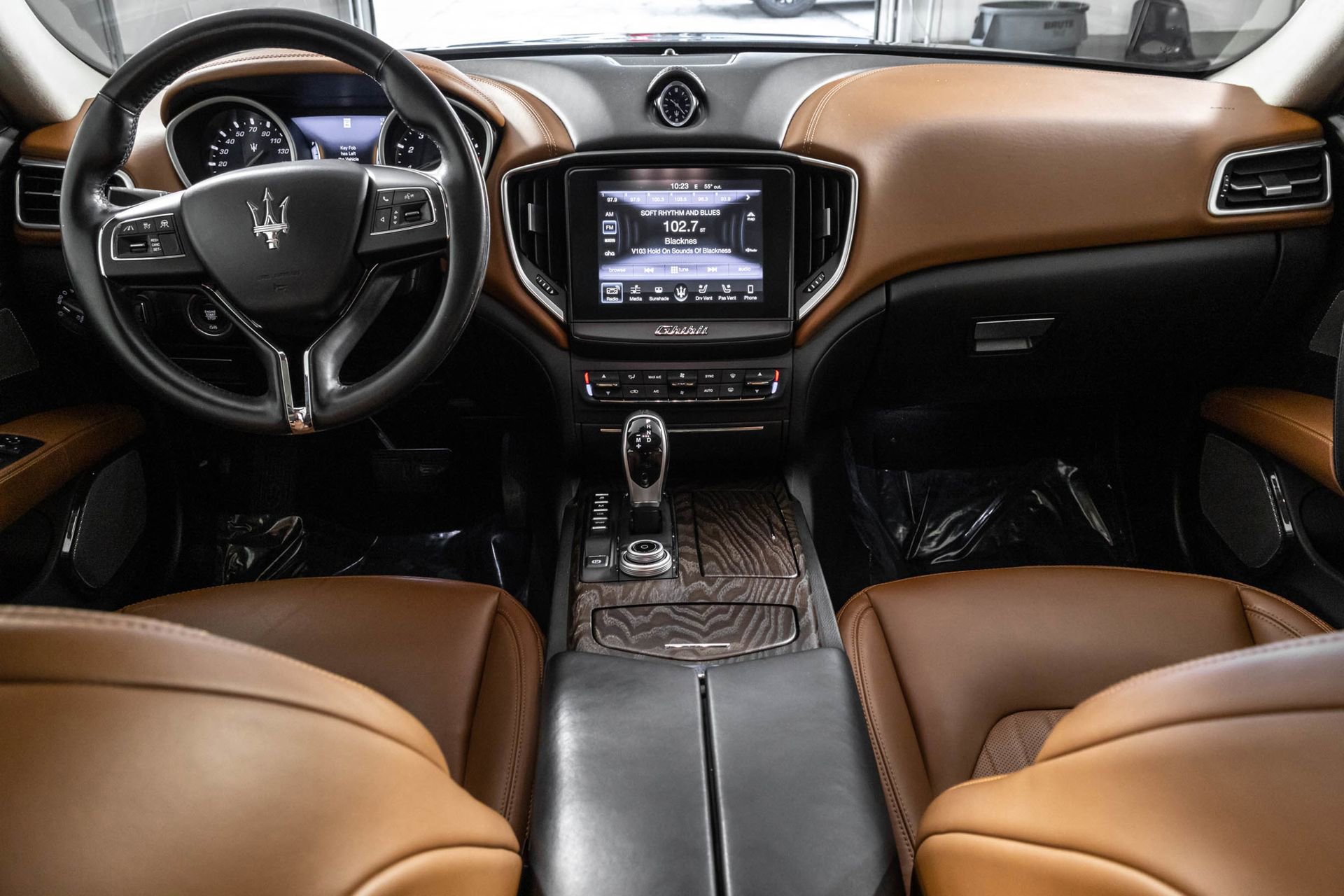 Used 2018 Maserati Ghibli S Q4 AWD/4WD image 24