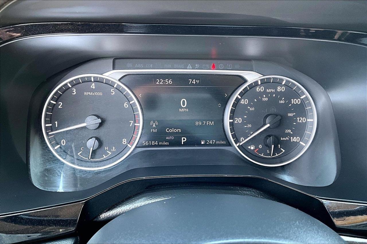 Used 2024 Nissan Pathfinder SV AWD/4WD image 13