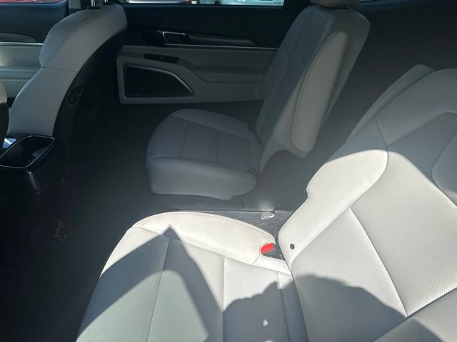 Used 2024 Kia Telluride S FWD image 10