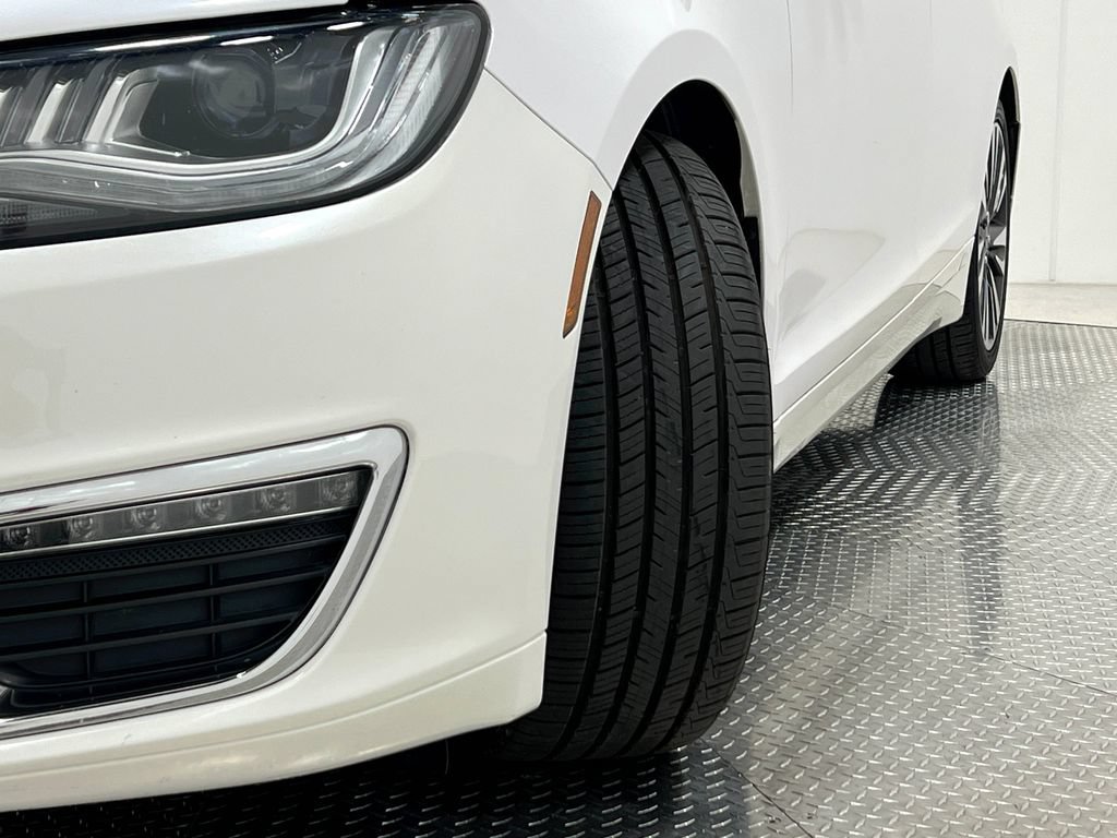 Used 2018 Lincoln MKZ Reserve w/ Climate Package FWD image 39