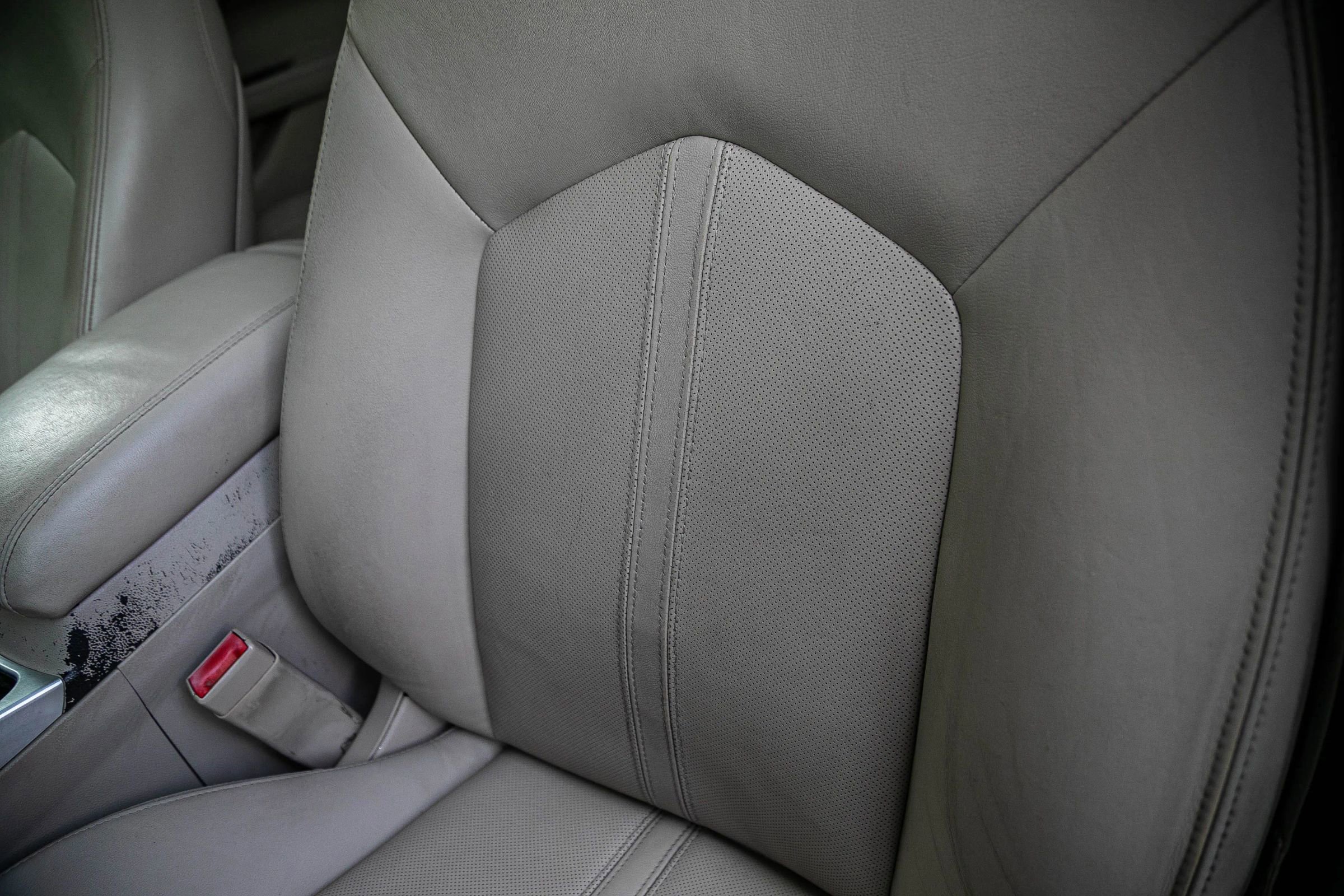 Used 2013 Cadillac SRX Luxury w/ Driver Awareness Package image 34