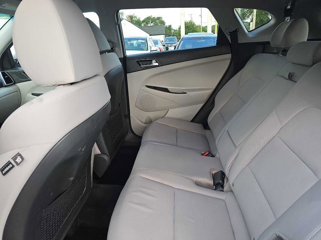 Used 2019 Hyundai Tucson SE image 32