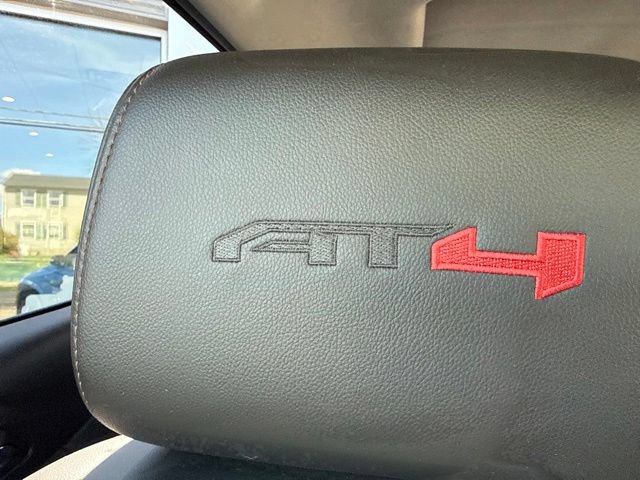 Used 2022 GMC Acadia AT4 w/ Preferred Package AWD/4WD image 27
