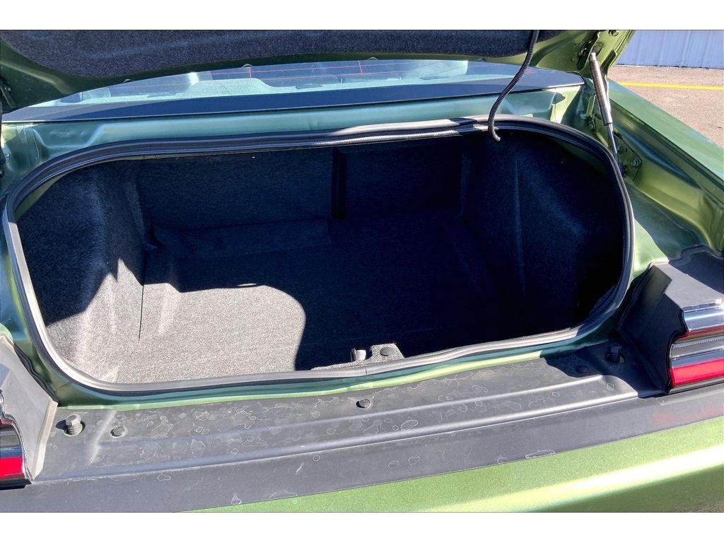 Used 2022 Dodge Challenger R/T Scat Pack w/ Shaker Package RWD image 10