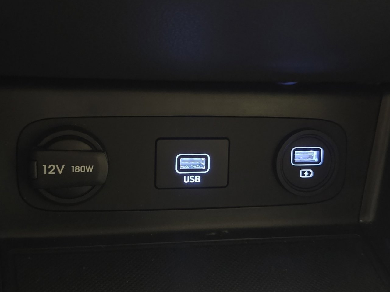 Used 2023 Hyundai Sonata SEL w/ Preferred Accessory Package FWD image 29