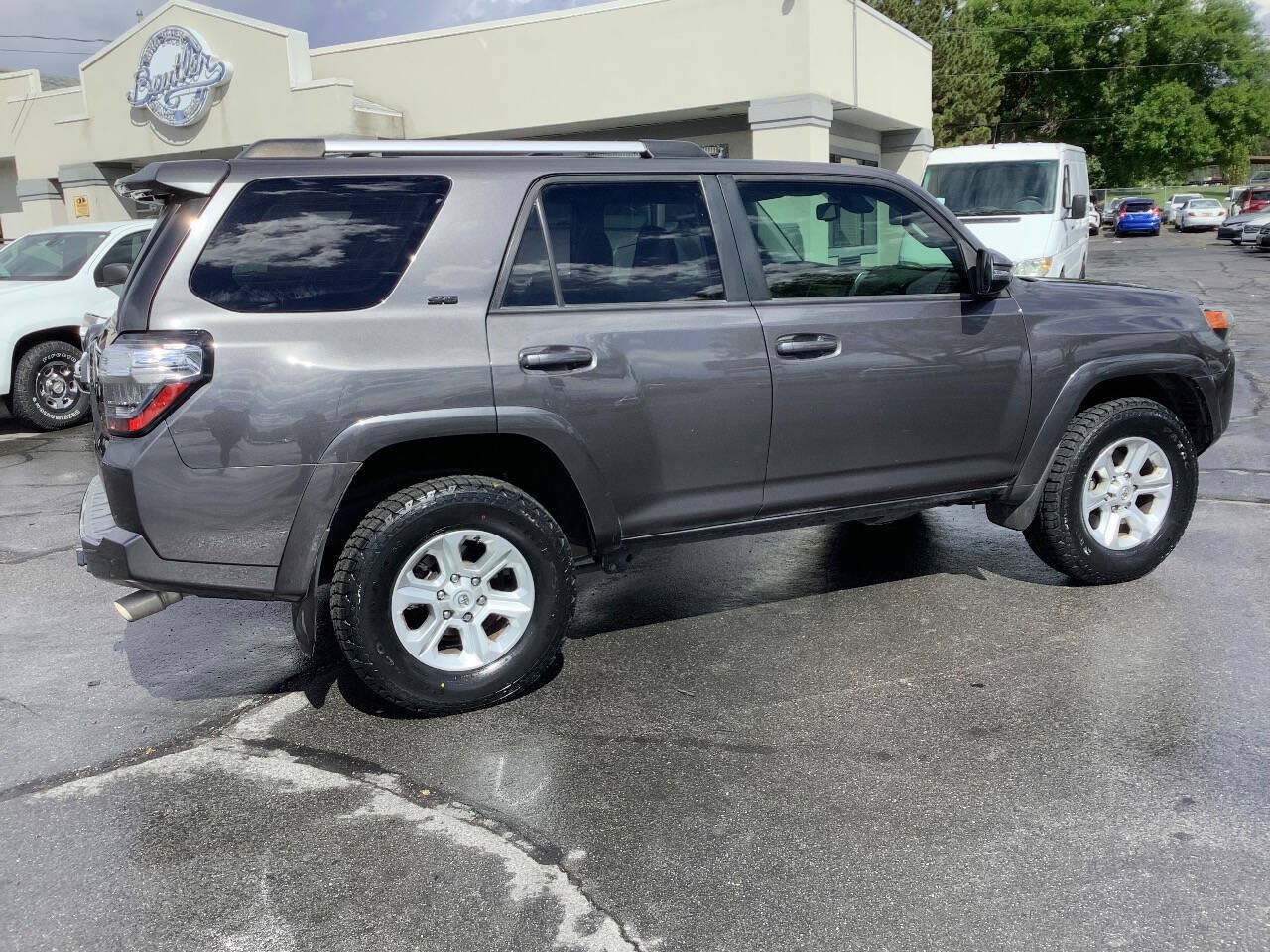 Used 2020 Toyota 4Runner SR5 Premium AWD/4WD image 13